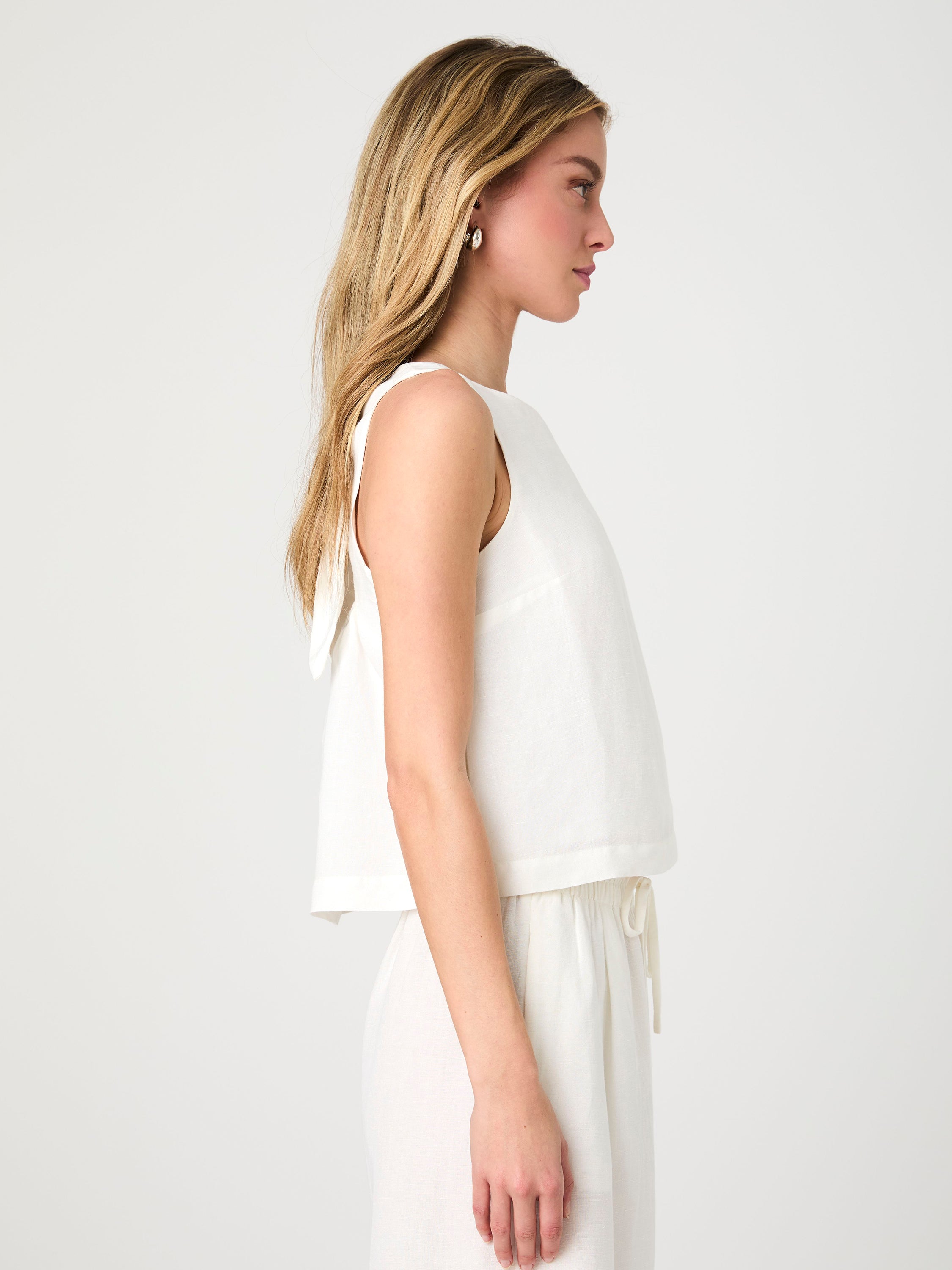 Birdie Linen Swing Top